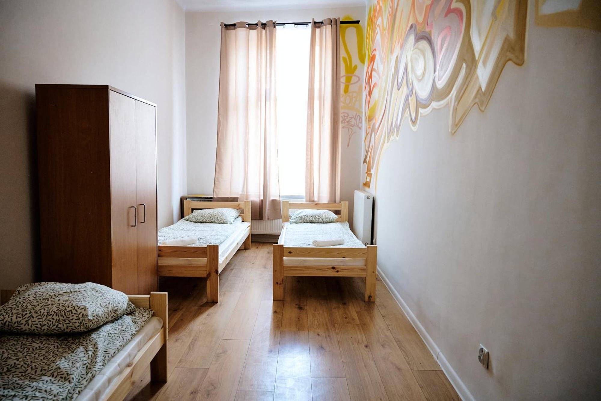 Hostel Graffiti Krakau Buitenkant foto